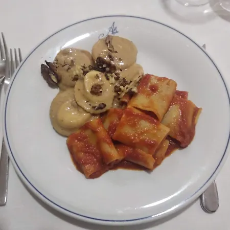 알파 호텔